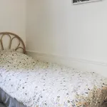 Bright Family Apartment - Recently Renovated